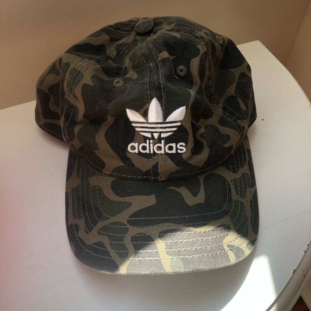 Women’s Camo Adidas Baseball Cap Hat-Great Condition!